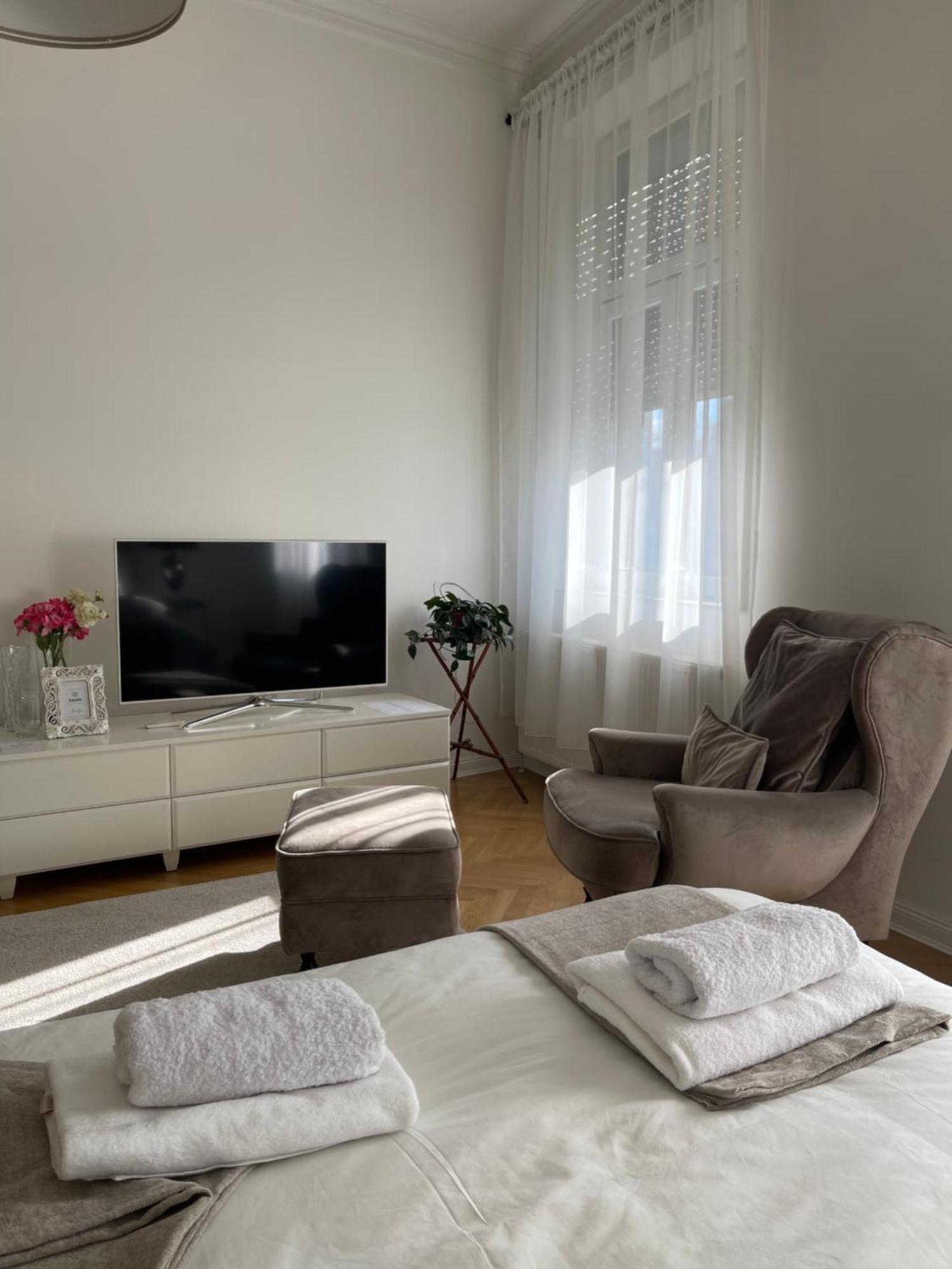 Mama Apartmani スメデレヴォ エクステリア 写真